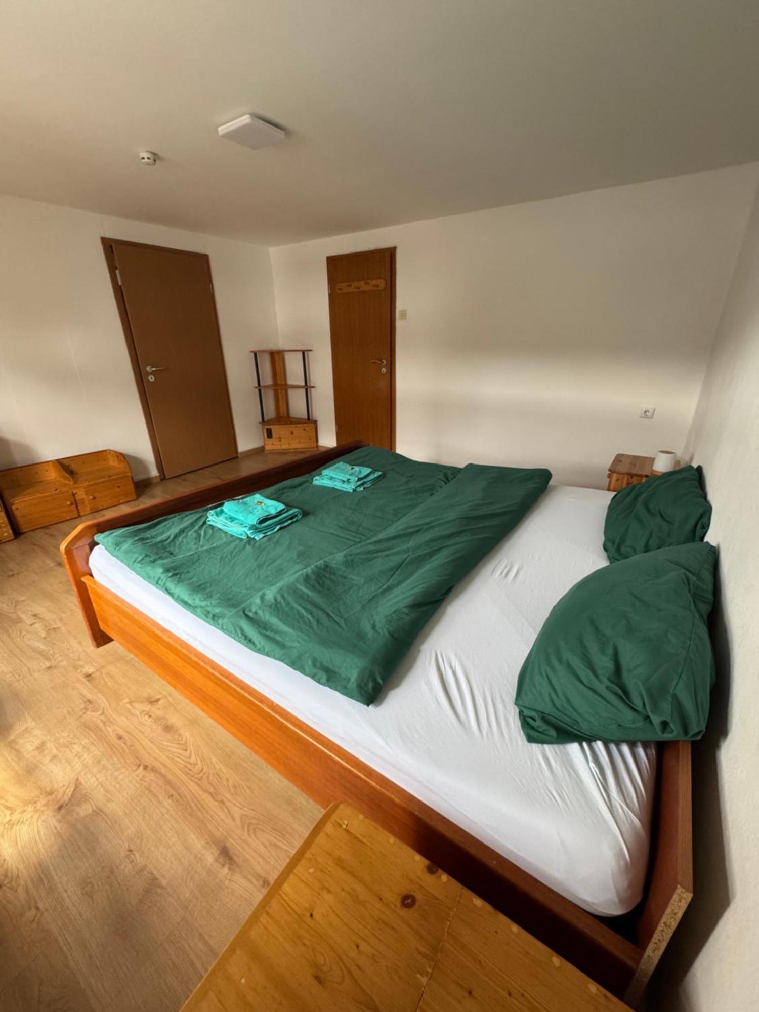 Moderne & Rustikale Monteurwohnung Im Zentrum Eitorf Exteriör bild